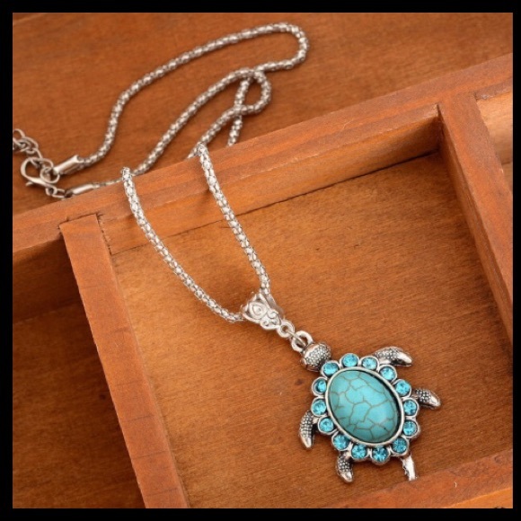❤️gorgeous turtle turquoise silver necklace❤️❤️ - Picture 3 of 4